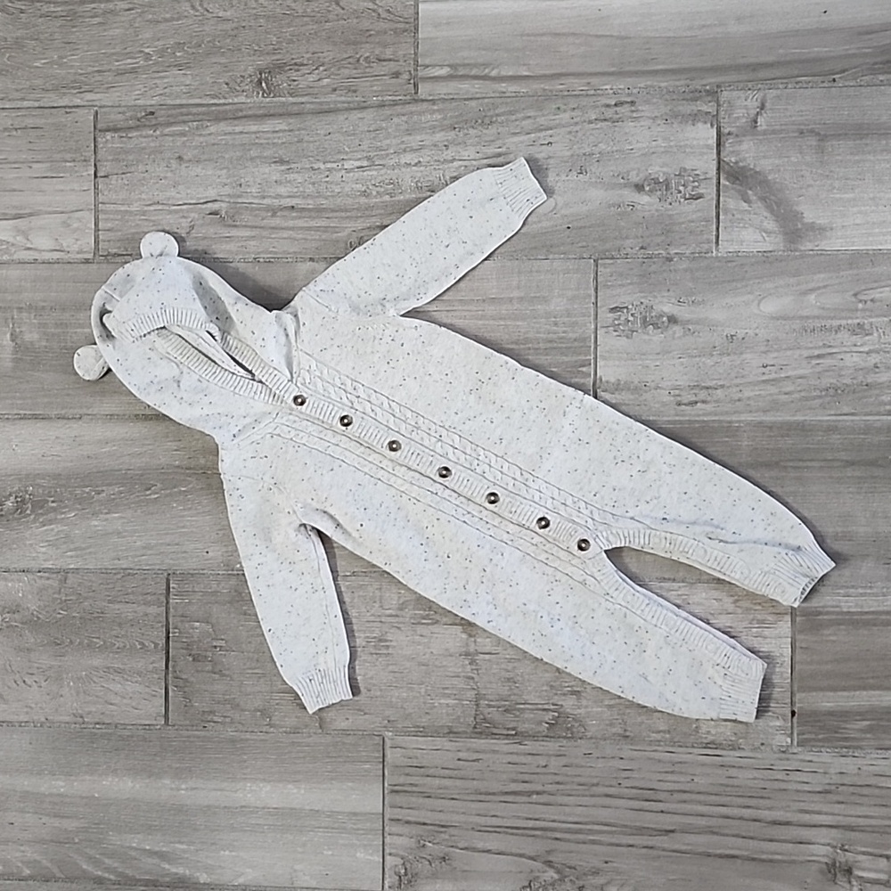 Cat & Jack Sweater 6-9 Months Body Suit